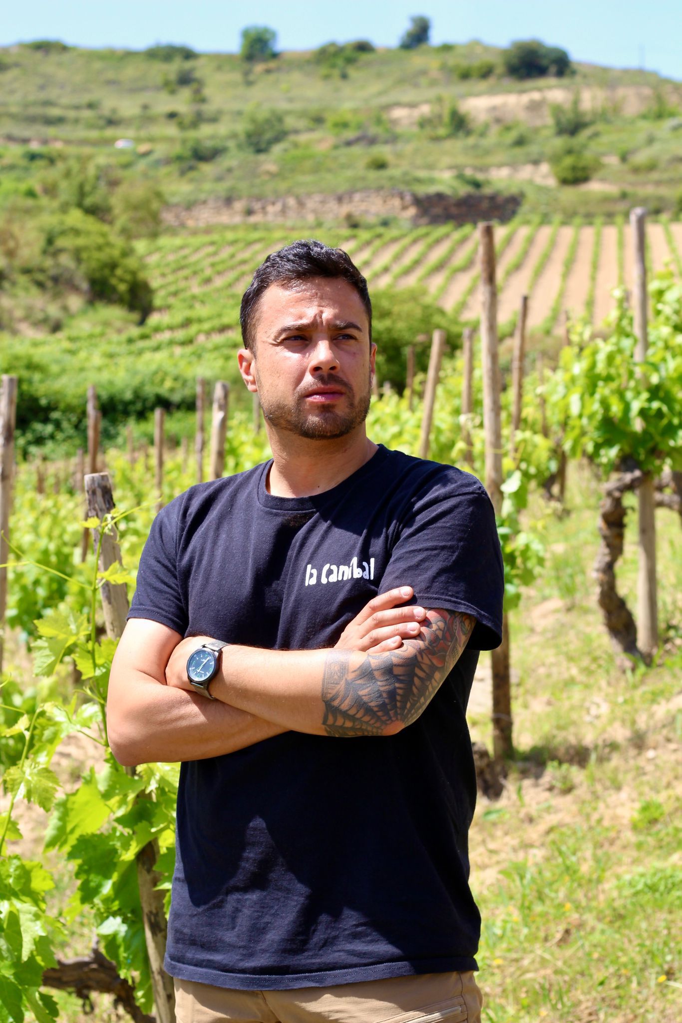 🍷 VINO & COMPAÑÍA PRESENTA "Un vino solo emociona si se comparte" Cata con Pablo Silva – Sumiller Jefe de La Caníbal (Madrid)