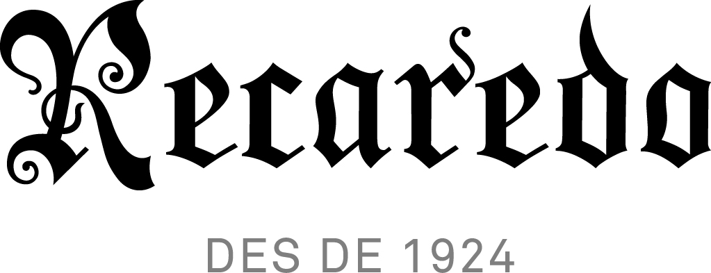 Recaredo es mucho más que una bodega: es una leyenda viva de los vinos espumosos de terroir en España, con más de un siglo de historia elaborando vinos que reflejan su origen con máxima honestidad y pureza. Fundada en 1924 por Josep Mata Capellades, pionero del estilo Brut Nature y de las largas crianzas en botella, Recaredo ha marcado un antes y un después en la elaboración de espumosos en el Alt Penedès.
